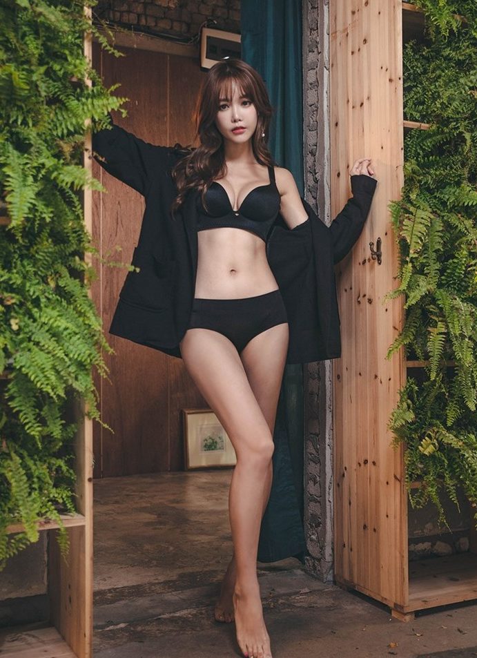 Yoon Ae Ji Hot Korean Girl Sexy LIngerie