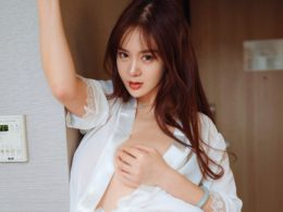 yi yang hot asian girl naughty girl naked on room